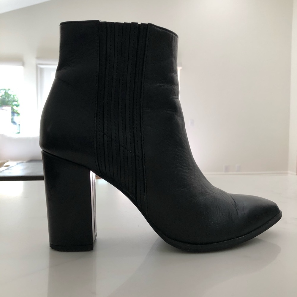 SEYCHELLES Black Booties 8